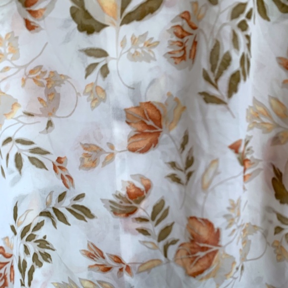 Umgee Women's Top Size Small Floral Sheer Blouse with Fall Flowers - Picture 4 of 6